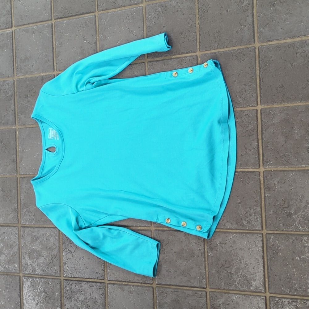 Woman's XS l.l. bean shirt
